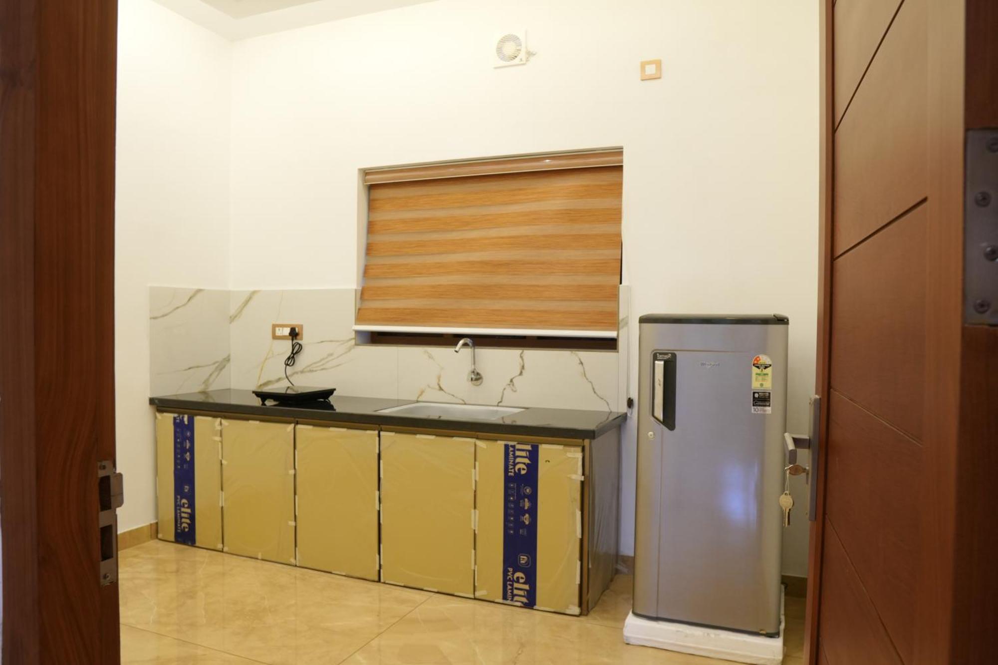 Neom'S Golden Gate Hotell Alwaye Exteriör bild